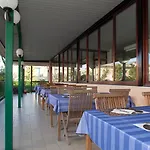 Ute Hotel