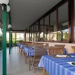 Ute Hotel