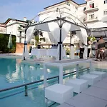 Hotel Ute 3*